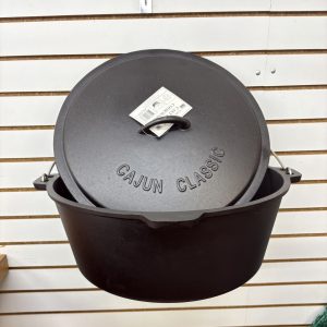 CAST IRON DUTCH OVEN - 20 QT.