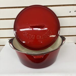 ENAMEL COATED DUTCH OVEN - 9 QT.